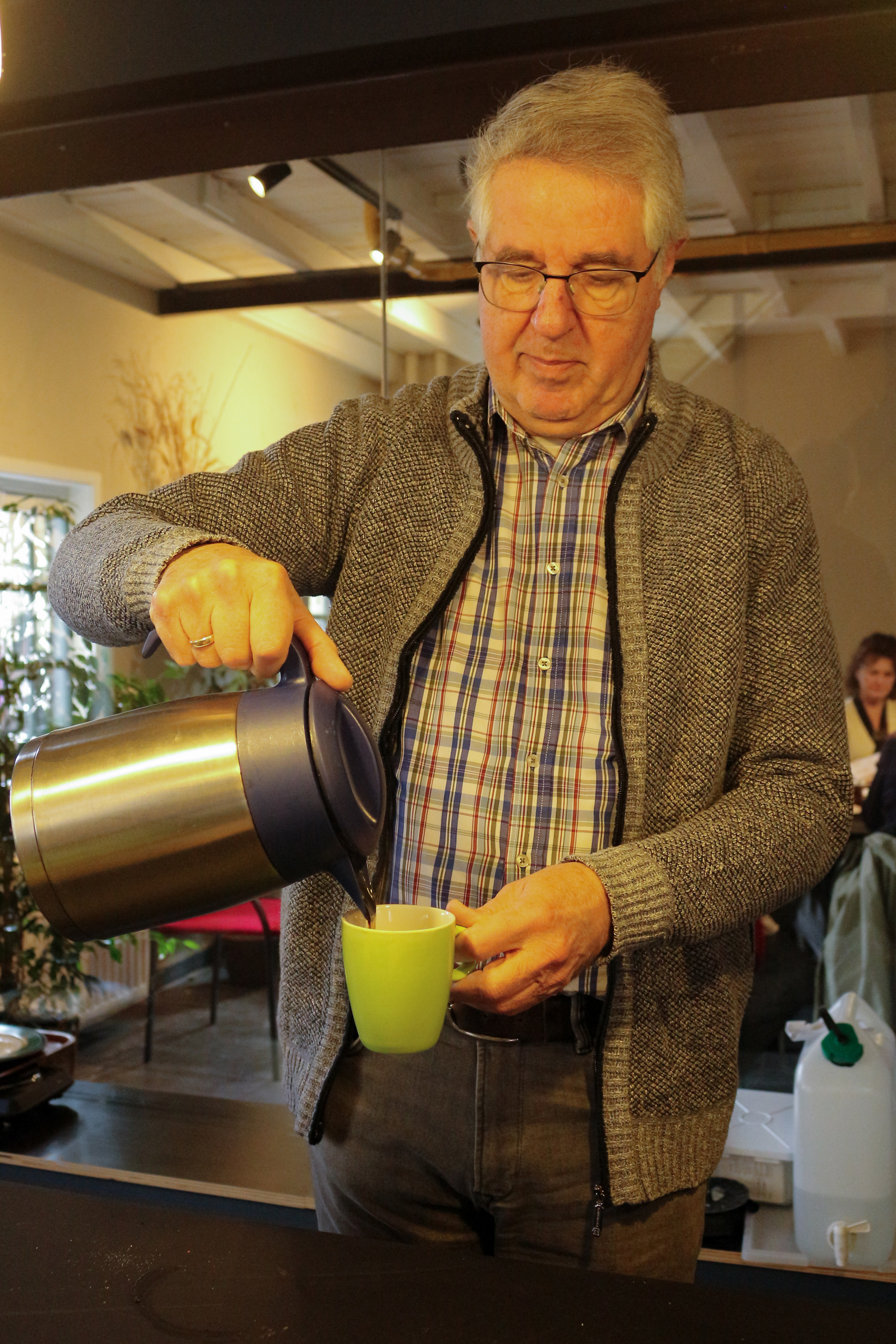 8301E18B-8166-4D24-8642-023AB617E463